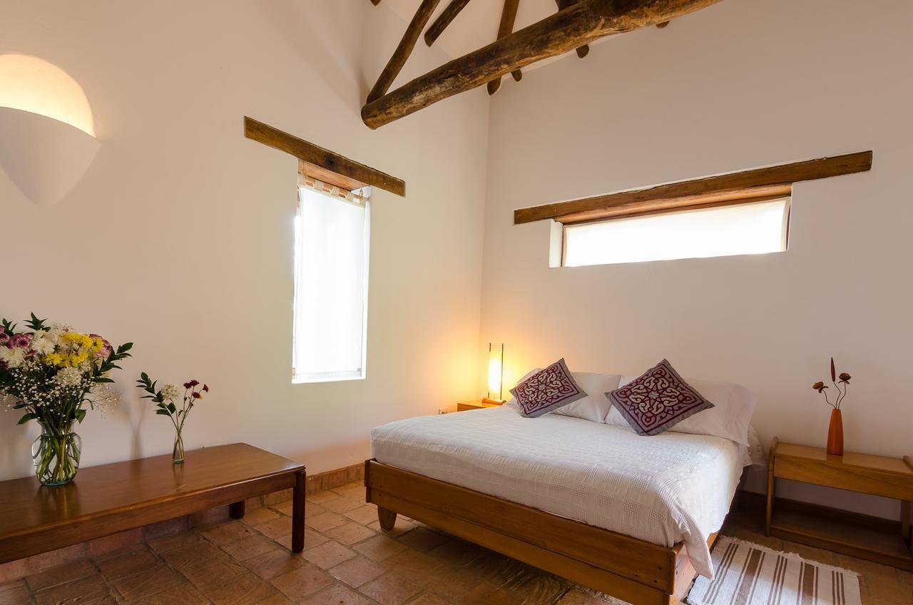Hostal Casa Del Arte Robles Extérieur photo