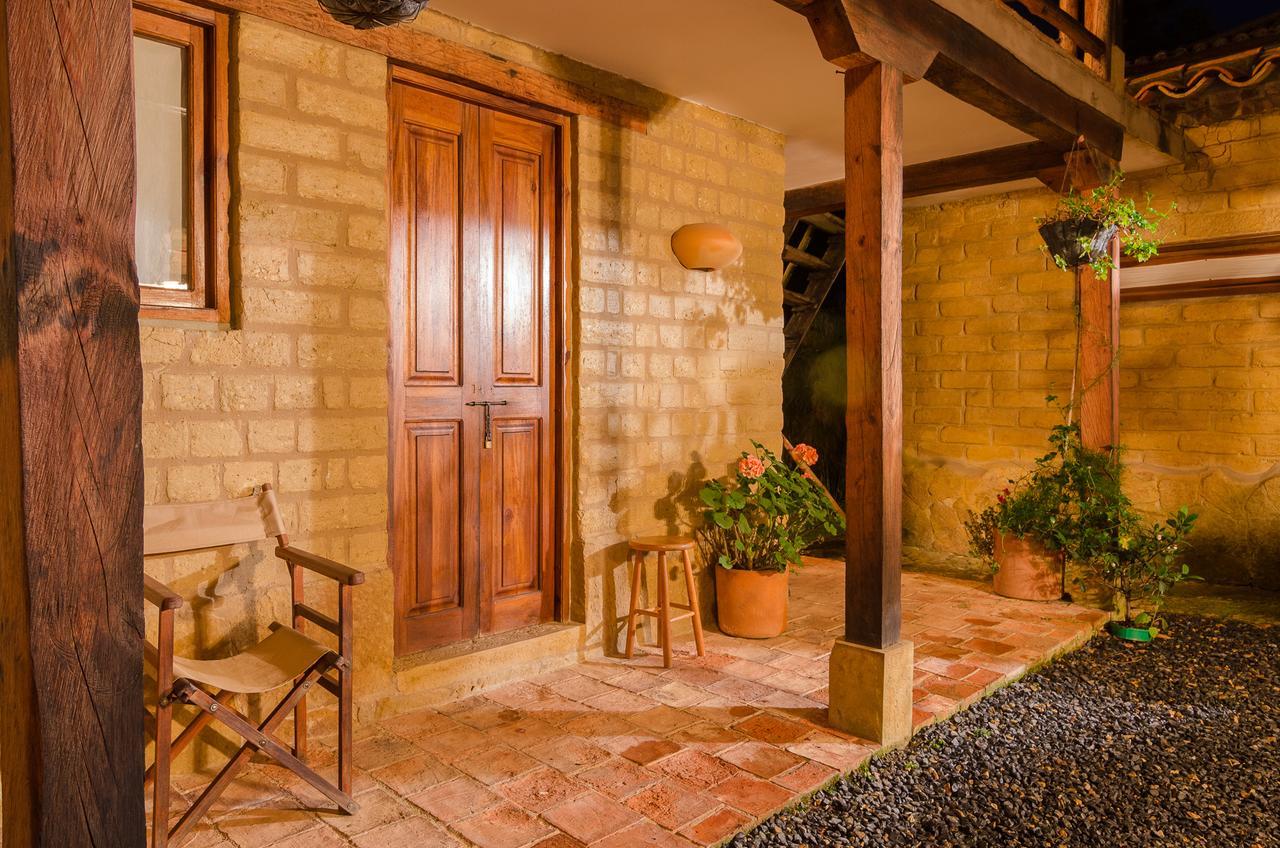 Hostal Casa Del Arte Robles Extérieur photo