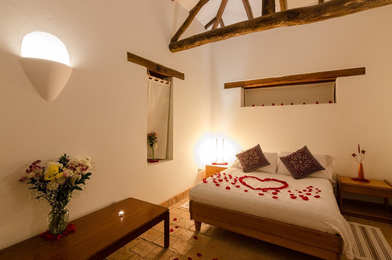 Hostal Casa Del Arte Robles Extérieur photo